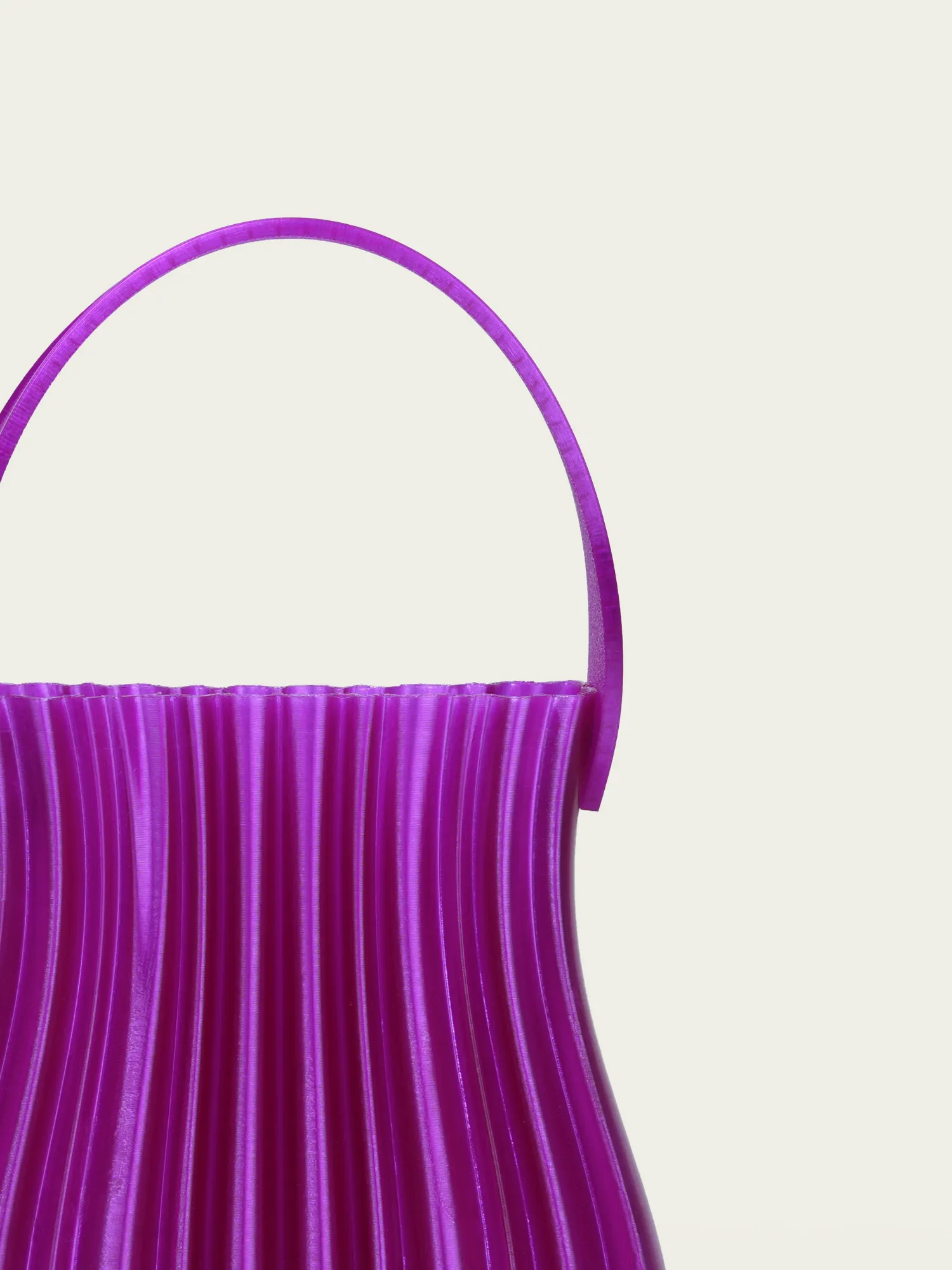 SCULPTURAL PLEATED TOTE image 3