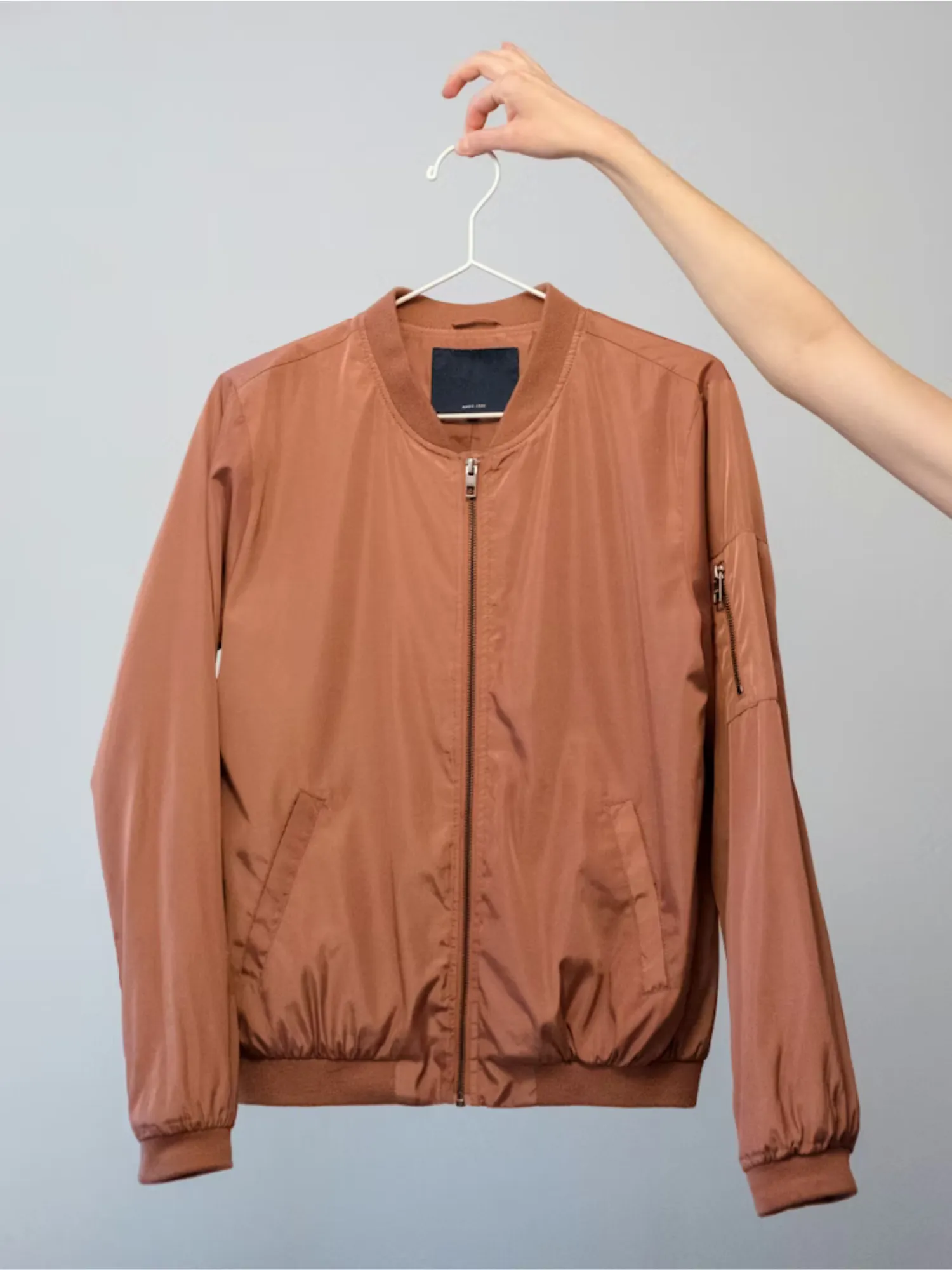 SATIN NYLON BOMBER — RUST